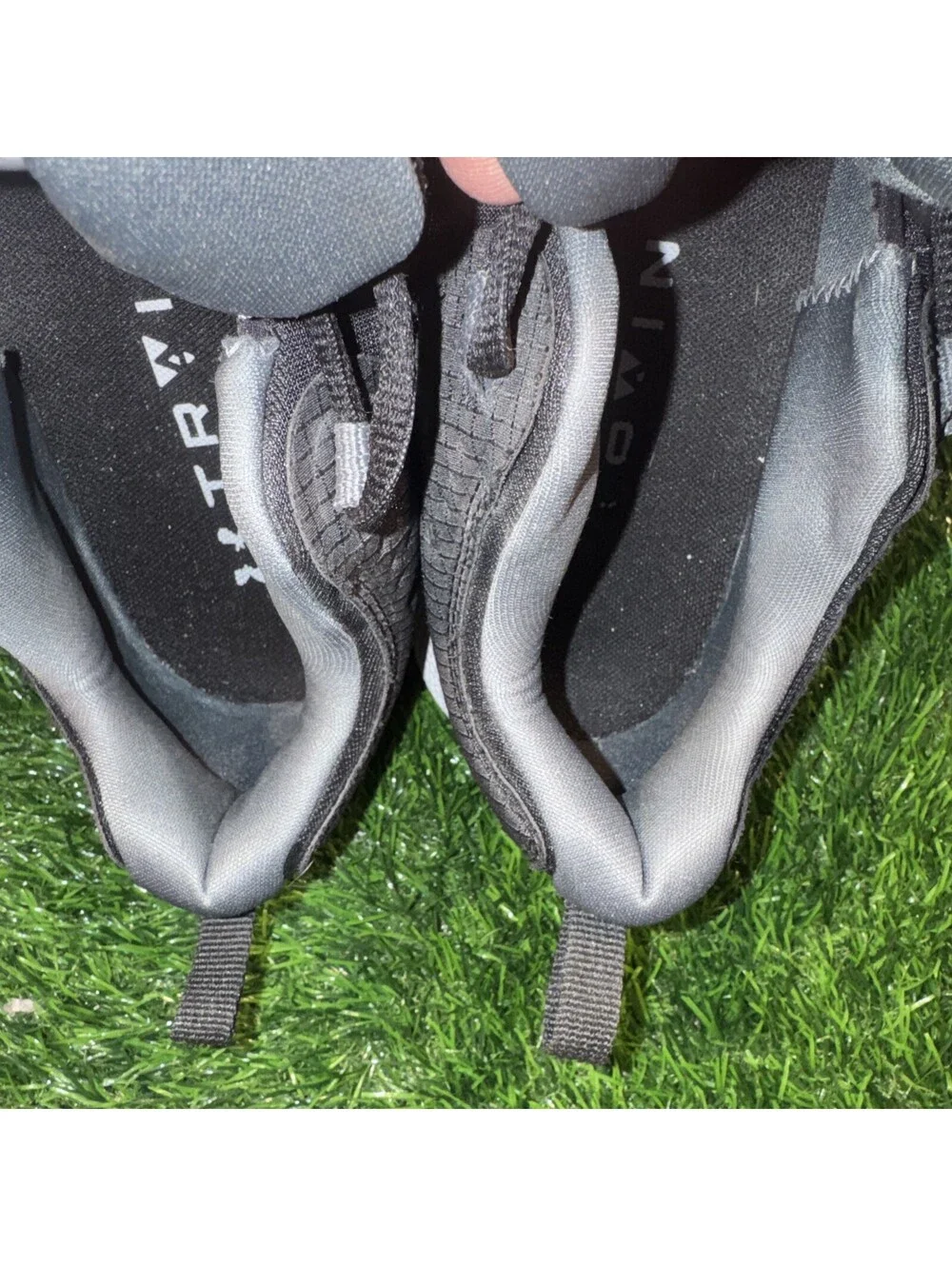 Size 9 - Under Armour Charged Focus Black Halo Grey
